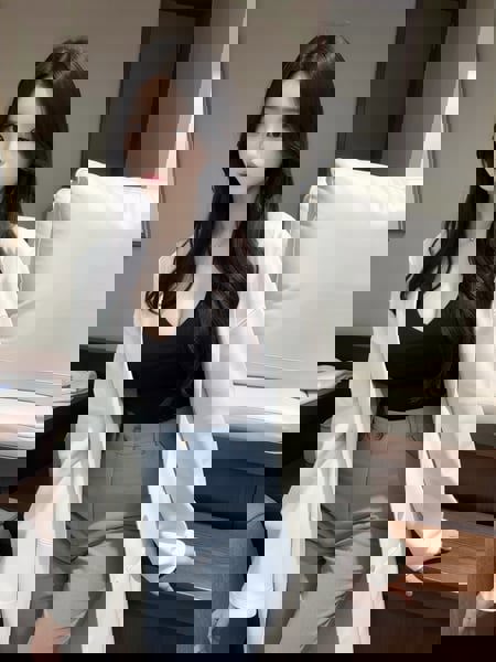 393047.jpeg